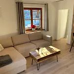 Haus Ingrid 4* 키츠부헬