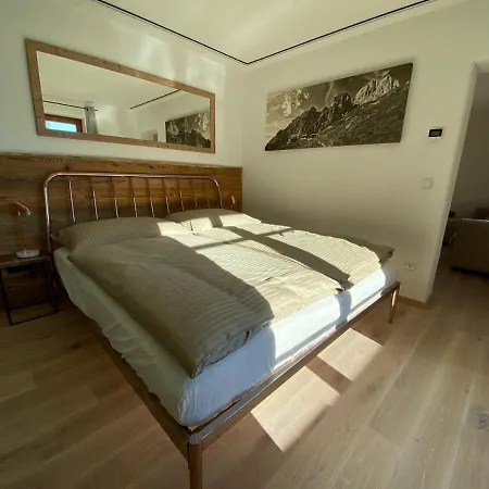 Haus Ingrid 4* 키츠부헬