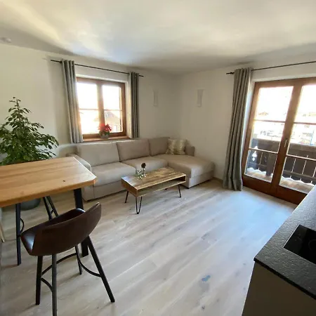 מלון דירות Haus Ingrid קיצביהל